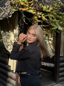 AlinaLiii exciting Pic