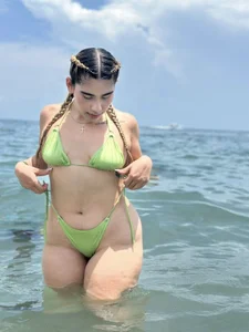 🏝️ de Tokio_Sweetdoll  3 Imagens