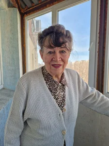 Betty_Brick Public Pic 4