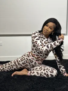 VirtualbaexAhlanaCherae Stream creamz Pic 4