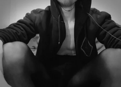 Nyl0nnickb0y Public Εικόνα 2