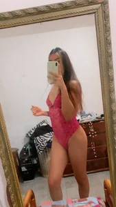 nicolle_paradise_: Me 🥰 ( 7 фото)