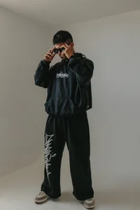 Alfred-rain Public Pic