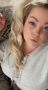 Beauty4AGent A whole lot of me Pic 6