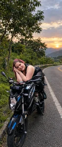 kiara_scottt a day out, sexy photo section Foto 2