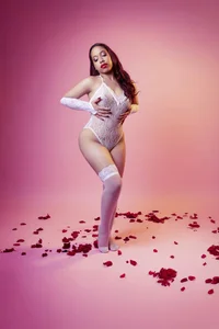 LucieLaceの🥀Be My Valentine!💕の 5枚の写真