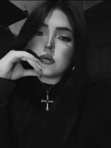 Victoriahtt_ Public Immagine 