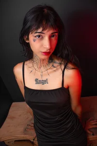 EllieStewart 🖤 Pic 3