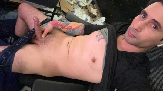 Rylan_Chase Public  7টি ছবি