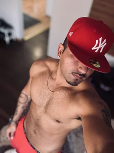 Sombraalpha0 Public Kuva 3