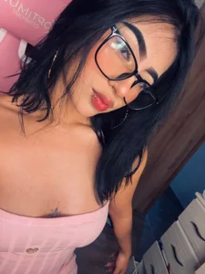 MySelf de SaritaKors  6 Imagens