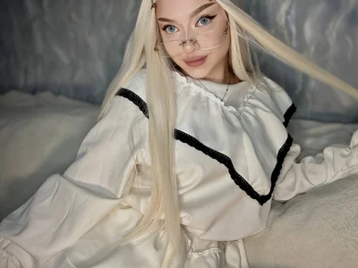 Public de Elsa_Barbie  6 Imagens