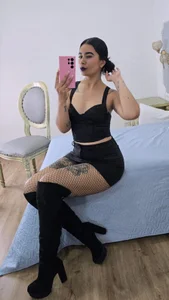 paulina_lux I'm your darkest secret!! 🖤😈 Pic 2