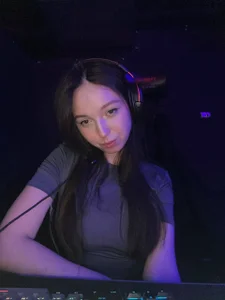 I really love playing ^^ de CassieMauzy  5 Imagens