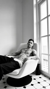 Jared_Cole Pics of Me - {count, plural, one {תמונה אחת} two {שתי תמונות} many {# תמונות} other {# תמונות}}