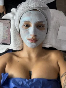 CinthiaCollins I love taking care of my skin Pic