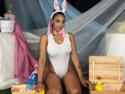 Chelseadow happy easter Pic 2