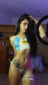 -ShaniArgentina- New <3 Pic 8