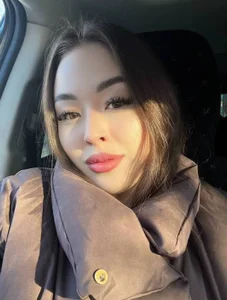 AudieGravely Public Foto 3