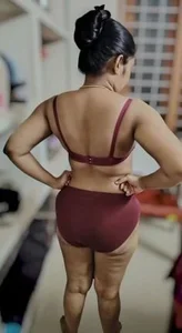 hot_muskan5 Public Pic 2