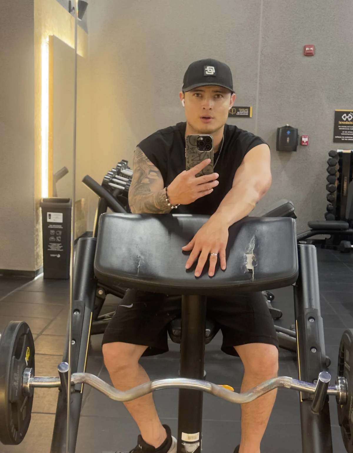 Трендове зображення  6991 Alexander_ferre