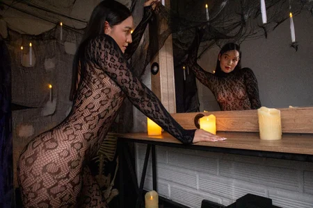 AuroraEvanss That look that invites you to sin 😈💋 Pic 3