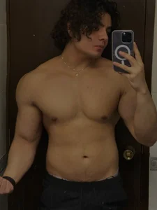 MuscleBottom21's XXX Nude Photo 5