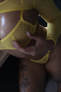 LuckySwagson Do you like yellow? Pic