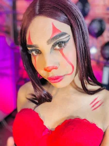 caribbean_passion_ trick or treat 🍬🎃 Pic 3