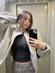 LeanneDinkle again my kitty and elevator :) Fotka 3