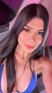 JanyLunaa Your blue angel Pic 6