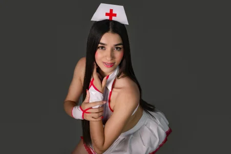 CelesteCox your nurse Foto 4