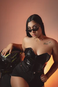 Zdjęcia DANDARA_THOM Speed, curves and danger ... do you dare to follow me?:  6