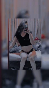scarlet1609 BEHIND THE MIRROR Pic