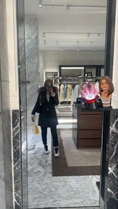 Yasmine-blue Public Foto 5