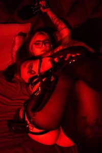 Lissy__Addams Do you want to feel my power?  5. fénykép