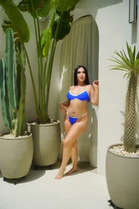 Samantha-Pardo 🏝️👙☀️ Fantasía de resort ☀️👙🏝️ Pic 6