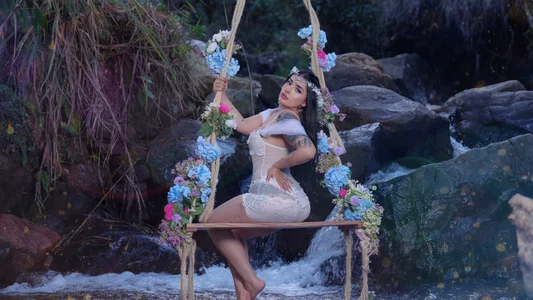 _giggy_2 Valentine's Day photo set 💖  3টি ছবি