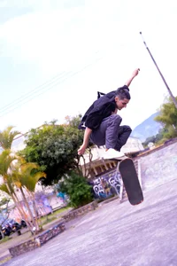 Anghell_BC 🛹 Golden skin, wild ride 圖片 4