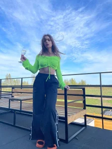 HumbleJess Public Foto 2