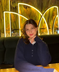 LouiseChavez Winter Bliss🍨 Pic 2