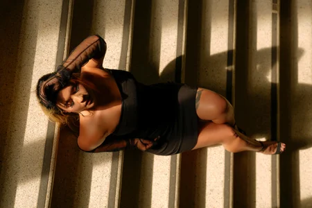 Gaia_Stone Your lux girl Immagine 