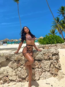 Ashley_campbelのsavageの 2枚の写真