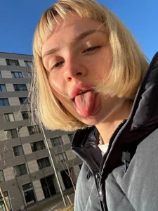 jannemary Hi, I'm sunshine☀️ Foto 4