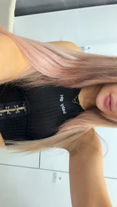 Holly-Glamour's photo