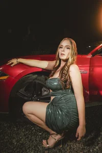 Aida_adamswant to go out with me ?图片 2