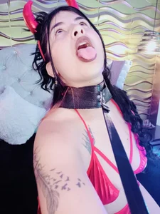 _Ninaharpper Sexy Little Devil Ready to Punish You slika