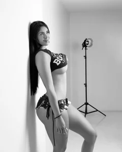 Morgan_Abbie Public Foto 4