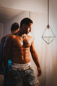 BrushColton Public зображення 7