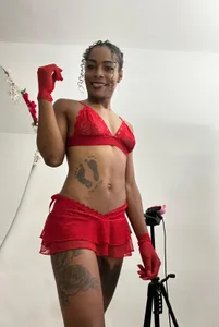 kiaratentationのI LIKE RED COLORの 3枚の写真